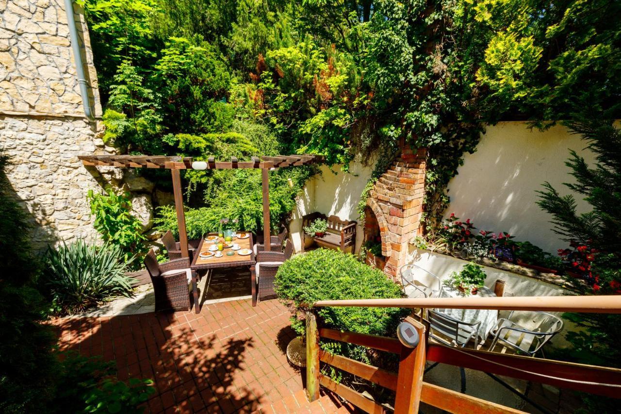 Villa Muzsa Deluxe Балатонфюред Экстерьер фото
